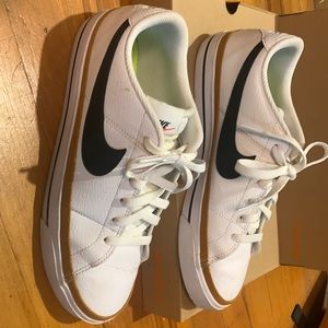 Women Nike Court Legacy 9.5